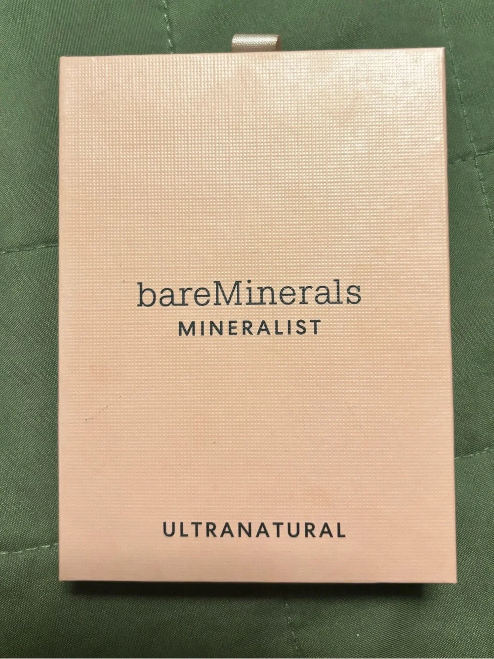 bareMinerals Mineralist Ultrananatural Compact - cool neutrals